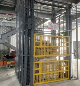 Thang tải hàng khu công nghiệp - Giải pháp thuận tiện cho vận chuyển hàng hóa