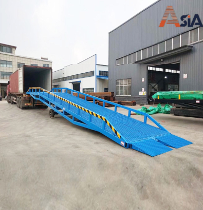 CẦU LÊN XUỐNG HÀNG CONTAINER
