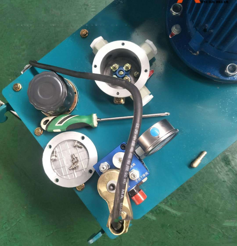 Bể thuỷ lực thang hàng 1-15kw