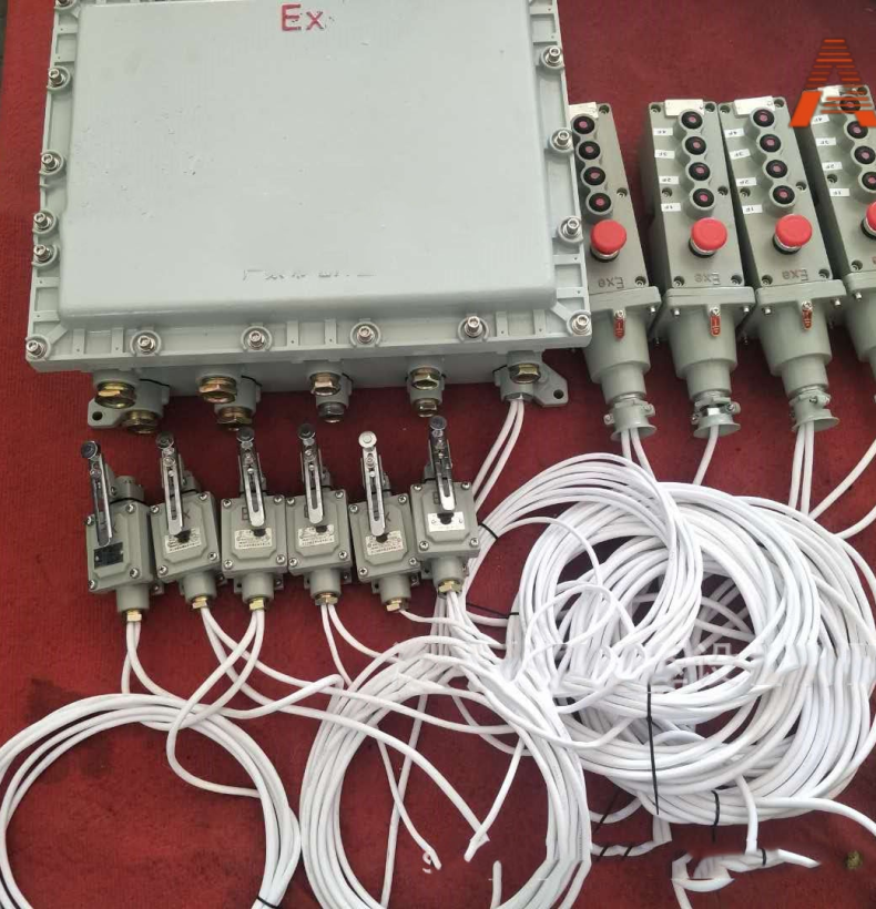 Bộ tủ điện đầy đủ thang thuỷ lực 2-8 tầng