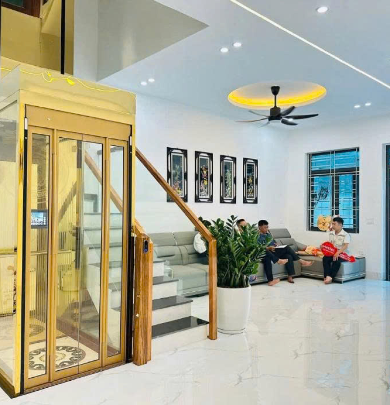 Thang máy trục vít công nghệ mới — Lắp đặt nhanh, không cần hố pit 