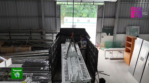 thang máy gia đình trục vít