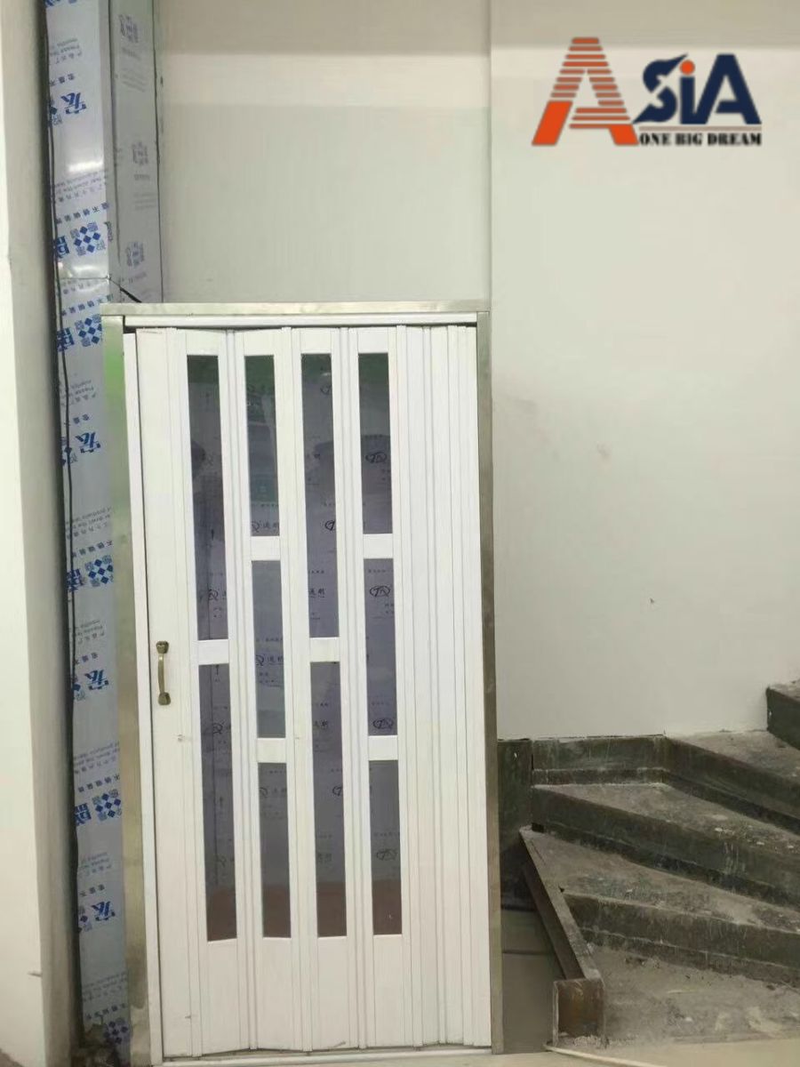 thang máy thủy lực lắp trong không gian doanh nghiệp nhỏ